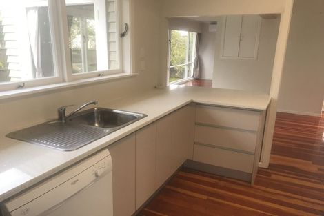 Photo of property in 2/20 Tonar Street, Northcote, Auckland, 0627
