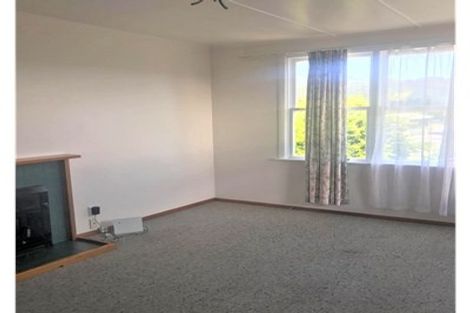 Photo of property in 6 Martin Street, Ranui, Porirua, 5024