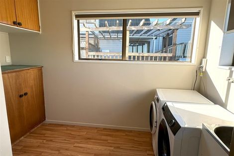 Photo of property in 2 Stanton Crescent, Karoro, Greymouth, 7805