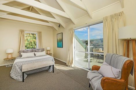 Photo of property in 8 Neeve Road, Taradale, Napier, 4112