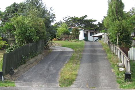 Photo of property in 25 Midgley Road, West Harbour, Auckland, 0618