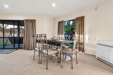 Photo of property in 45 Chieftain Rise, Goodwood Heights, Auckland, 2105
