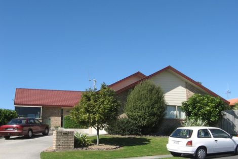 Photo of property in 22 Maddison Place, Welcome Bay, Tauranga, 3112