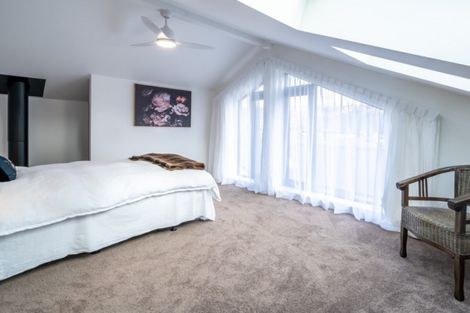 Photo of property in 212 Aubrey Road, Wanaka, 9305