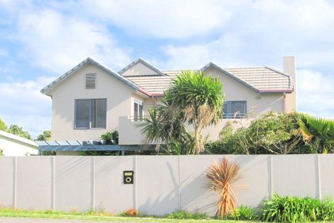 Photo of property in 634a Papamoa Beach Road, Papamoa Beach, Papamoa, 3118