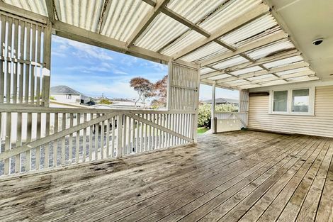 Photo of property in 5 Nield Road, Manurewa, Auckland, 2102