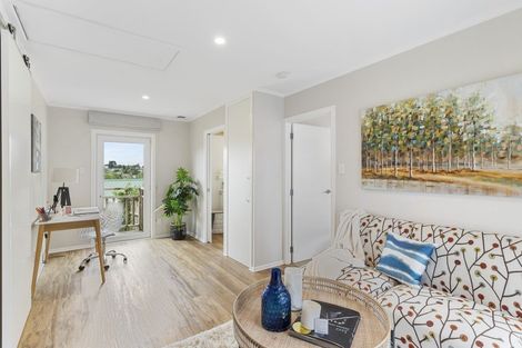 Photo of property in 1/3 Kennedy Avenue, Forrest Hill, Auckland, 0620