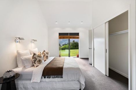 Photo of property in 3 Bayonet Peak Place, Drift Bay, Queenstown, 9371