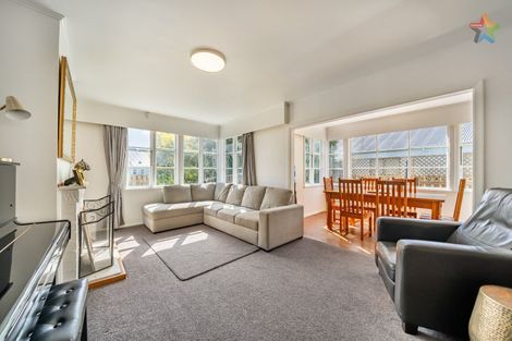 Photo of property in 1/1250 High Street, Taita, Lower Hutt, 5011