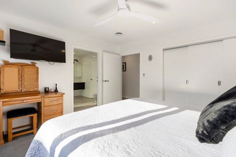 Photo of property in 21 Brywood Rise, Flagstaff, Hamilton, 3210