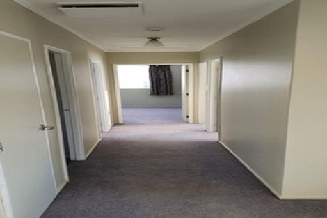 Photo of property in 50 Aniseed Grove, Timberlea, Upper Hutt, 5018