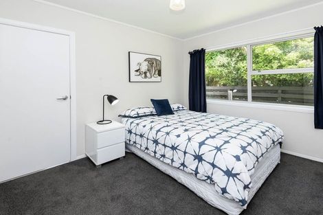 Photo of property in 11 Towra Place, Botany Downs, Auckland, 2010
