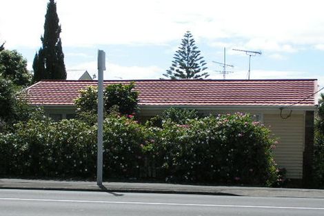 Photo of property in 1/179 Onewa Road, Birkenhead, Auckland, 0626