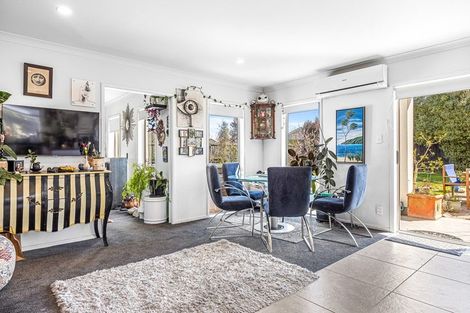 Photo of property in 20 Linkwater Way, Parklands, Christchurch, 8083