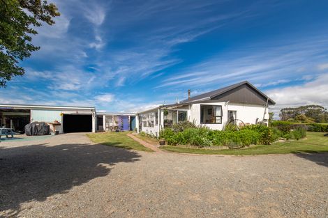 Photo of property in 347 Waimate Highway, Saint Andrews, Timaru, 7971