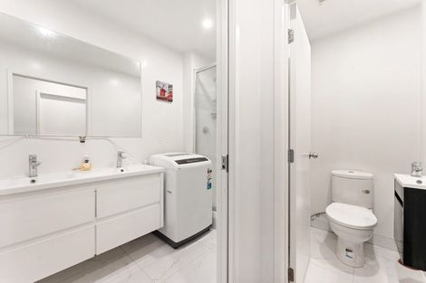 Photo of property in 7 Clarion Place, Glendene, Auckland, 0602