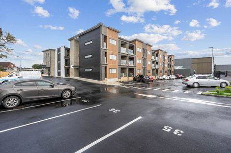 Photo of property in 209/40 East Street, Papakura, 2110
