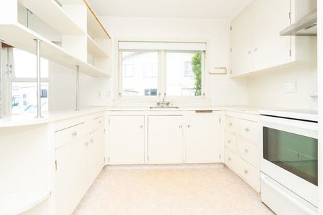 Photo of property in 4 Bankart Street, Raglan, 3225