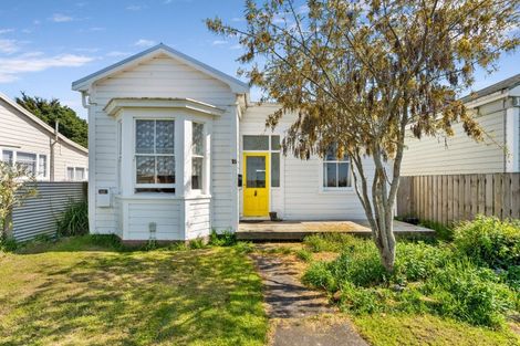 Photo of property in 15 Kelvin Street, Aramoho, Whanganui, 4500