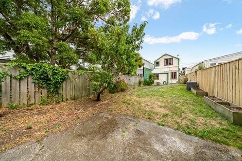 Photo of property in 14 Normanby Street, Newtown, Wellington, 6021