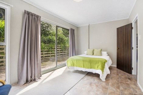 Photo of property in 1/56 Knightsbridge Drive, Forrest Hill, Auckland, 0620