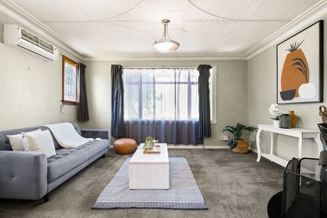 Photo of property in 8a Scotland Terrace, Green Island, Dunedin, 9018
