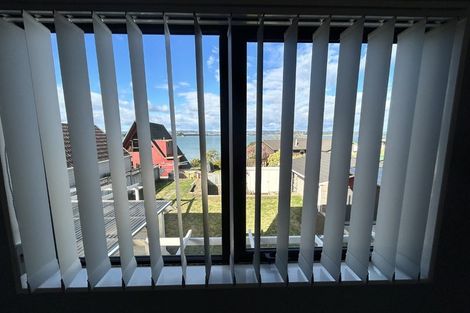 Photo of property in 58 Carnoustie Drive, Wattle Downs, Auckland, 2103