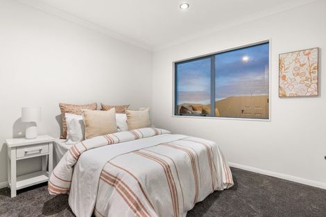 Photo of property in 78 San Valentino Drive, Henderson, Auckland, 0612