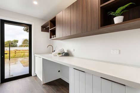 Photo of property in 32a Aranui Road, Kairanga, 4475