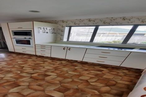 Photo of property in 10 Saint Helens Place, Tawhero, Whanganui, 4501