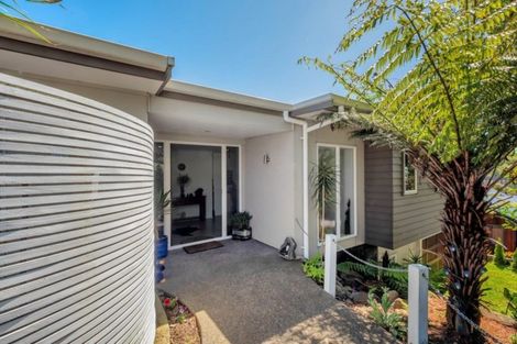 Photo of property in 37 Oteki Park Drive, Welcome Bay, Tauranga, 3112