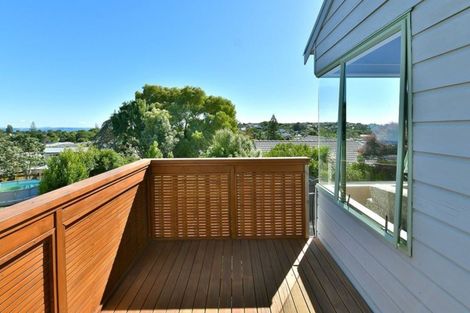 Photo of property in 23 Rakino Avenue, Manly, Whangaparaoa, 0930