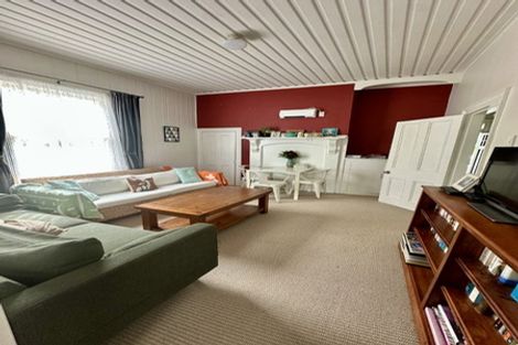 Photo of property in 164 Molesworth Street, New Plymouth, 4312