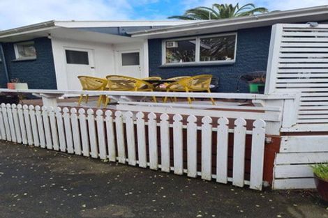 Photo of property in 23 East Street, Greytown, 5712