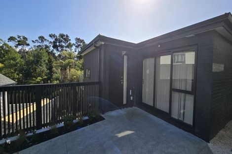 Photo of property in 8 Henry Blyth Lane, Greenhithe, Auckland, 0632