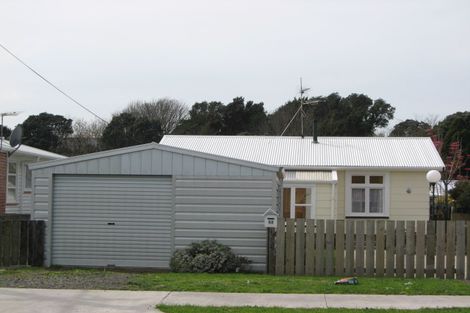 Photo of property in 52a Blake Street, Waitara, 4320