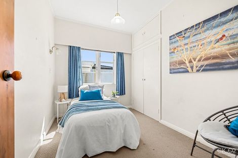 Photo of property in 13 Mahoe Street, Eastbourne, Lower Hutt, 5013