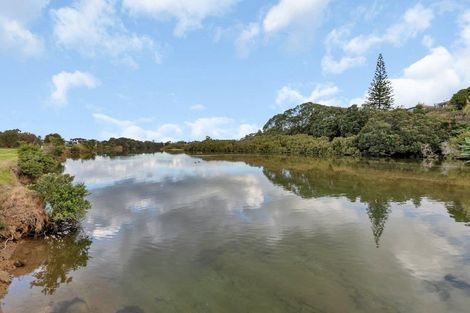 Photo of property in 32 Freyberg Road, Ruawai, 0530