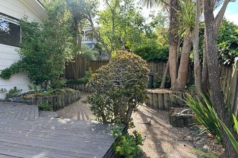 Photo of property in 1/10 Newstead Avenue, Browns Bay, Auckland, 0632