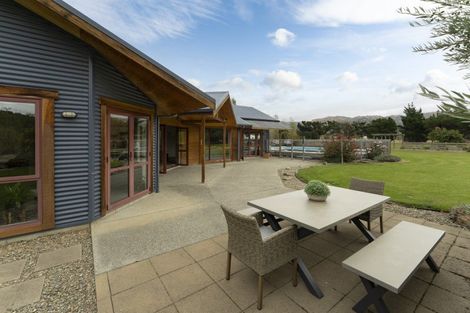 Photo of property in 94a Springvale Road, Clyde, Alexandra, 9391