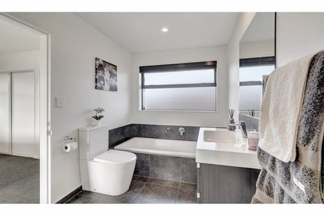 Photo of property in 32 Shrimpton Avenue, Woodend, 7610