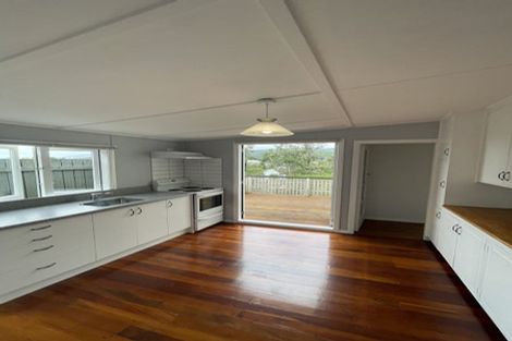 Photo of property in 104 Rosetta Road, Raumati South, Paraparaumu, 5032