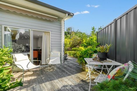 Photo of property in 35 Waione Avenue, Athenree, Waihi Beach, 3177
