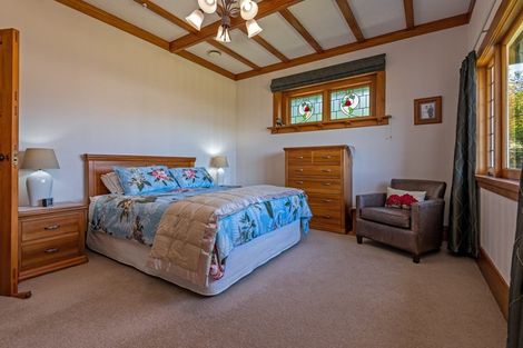 Photo of property in 379 Featherston Street, Palmerston North, 4414