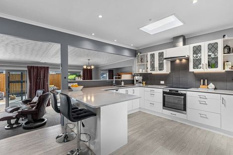 Photo of property in 69 Ngatai Road, Otumoetai, Tauranga, 3110