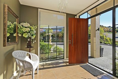 Photo of property in 114 Kent Terrace, Taradale, Napier, 4112