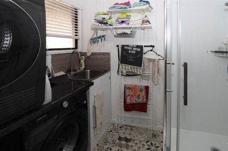 Photo of property in 223 Paku Drive, Tairua, 3508