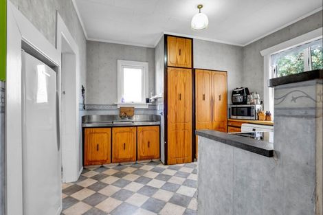 Photo of property in 239 Coronation Avenue, Welbourn, New Plymouth, 4310