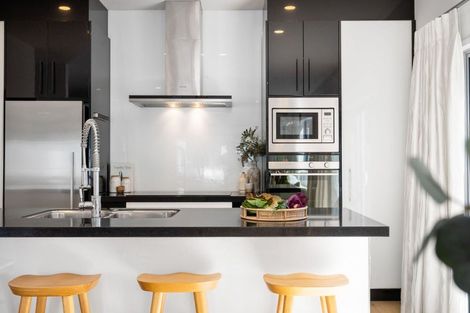 Photo of property in 64b Maunganui Road, Mount Maunganui, 3116