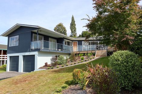 Photo of property in 96 Wakeman Road, Acacia Bay, Taupo, 3330